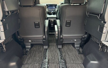 Toyota Alphard III, 2021 год, 5 800 000 рублей, 7 фотография