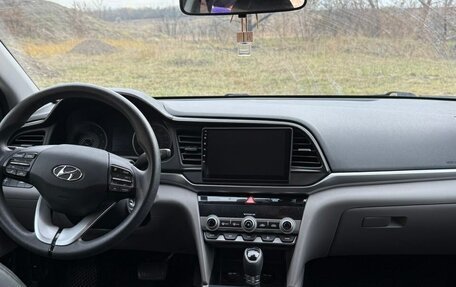 Hyundai Elantra VI рестайлинг, 2019 год, 1 600 000 рублей, 14 фотография