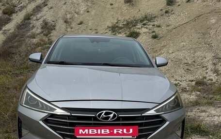 Hyundai Elantra VI рестайлинг, 2019 год, 1 600 000 рублей, 12 фотография