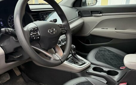 Hyundai Elantra VI рестайлинг, 2019 год, 1 600 000 рублей, 16 фотография