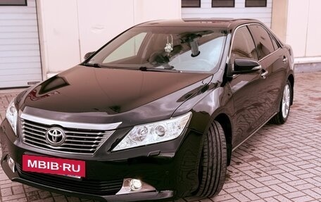 Toyota Camry, 2014 год, 1 730 000 рублей, 2 фотография