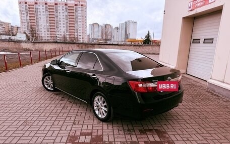 Toyota Camry, 2014 год, 1 730 000 рублей, 4 фотография