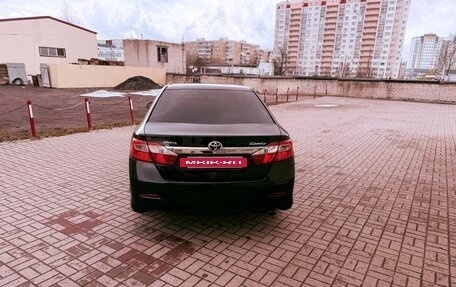 Toyota Camry, 2014 год, 1 730 000 рублей, 5 фотография