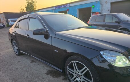 Mercedes-Benz E-Класс, 2011 год, 1 500 000 рублей, 4 фотография