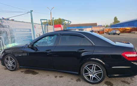 Mercedes-Benz E-Класс, 2011 год, 1 500 000 рублей, 5 фотография