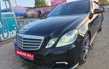 Mercedes-Benz E-Класс, 2011 год, 1 500 000 рублей, 3 фотография