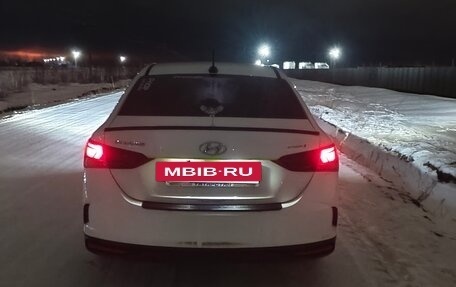 Hyundai Solaris II рестайлинг, 2021 год, 1 550 000 рублей, 16 фотография