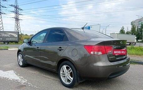 KIA Cerato III, 2010 год, 850 000 рублей, 4 фотография