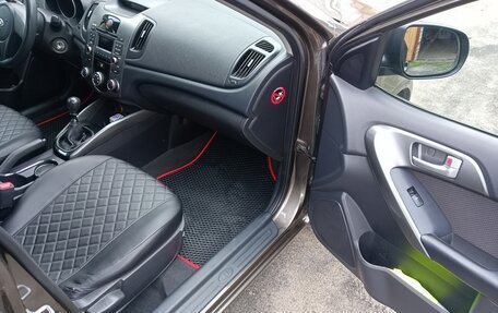 KIA Cerato III, 2010 год, 850 000 рублей, 11 фотография