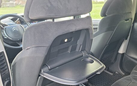 Citroen C4 Picasso II рестайлинг, 2008 год, 680 000 рублей, 9 фотография