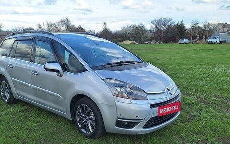 Citroen C4 Picasso II рестайлинг, 2008 год, 680 000 рублей, 8 фотография