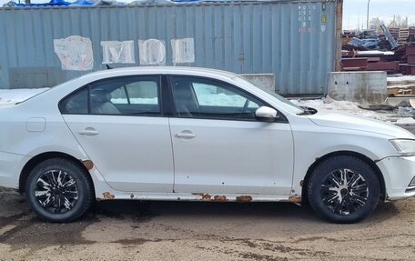 Volkswagen Jetta VI, 2016 год, 700 000 рублей, 3 фотография