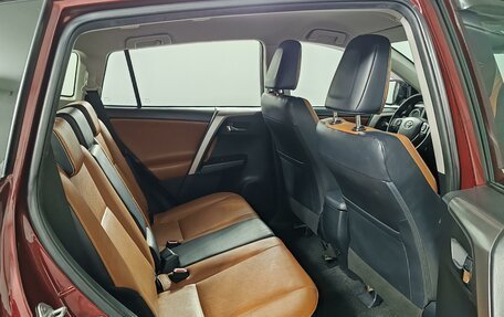 Toyota RAV4, 2017 год, 2 799 000 рублей, 21 фотография