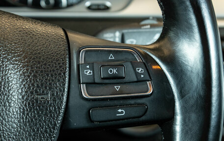 Volkswagen Passat B7, 2011 год, 1 099 000 рублей, 12 фотография