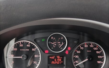 Peugeot Partner II рестайлинг 2, 2011 год, 670 000 рублей, 4 фотография