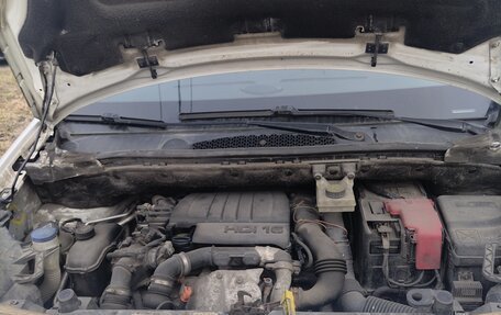 Peugeot Partner II рестайлинг 2, 2011 год, 670 000 рублей, 17 фотография