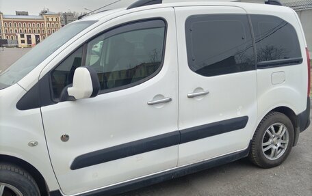 Peugeot Partner II рестайлинг 2, 2011 год, 670 000 рублей, 18 фотография