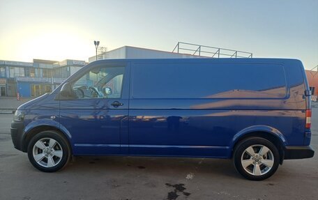 Volkswagen Transporter T5 рестайлинг, 2012 год, 1 430 000 рублей, 2 фотография