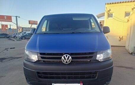 Volkswagen Transporter T5 рестайлинг, 2012 год, 1 430 000 рублей, 4 фотография