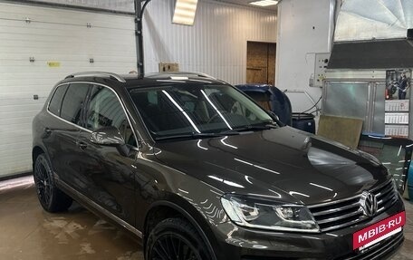 Volkswagen Touareg III, 2015 год, 3 070 000 рублей, 10 фотография