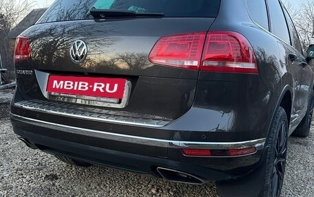Volkswagen Touareg III, 2015 год, 3 070 000 рублей, 3 фотография