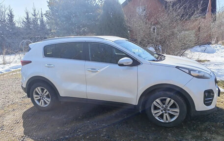 KIA Sportage IV рестайлинг, 2017 год, 1 600 000 рублей, 2 фотография