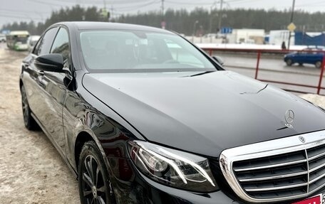 Mercedes-Benz E-Класс, 2020 год, 2 100 000 рублей, 7 фотография