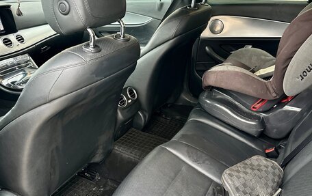 Mercedes-Benz E-Класс, 2020 год, 2 100 000 рублей, 10 фотография