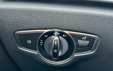 Mercedes-Benz E-Класс, 2020 год, 2 100 000 рублей, 15 фотография