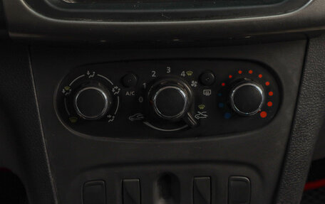 Renault Logan II, 2018 год, 469 000 рублей, 11 фотография