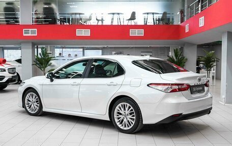 Toyota Camry, 2019 год, 2 450 000 рублей, 4 фотография