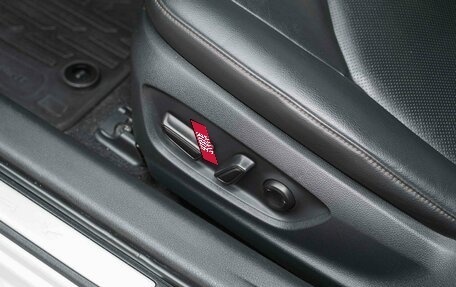 Toyota Camry, 2019 год, 2 450 000 рублей, 10 фотография