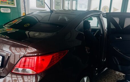 Hyundai Solaris II рестайлинг, 2016 год, 1 100 000 рублей, 6 фотография