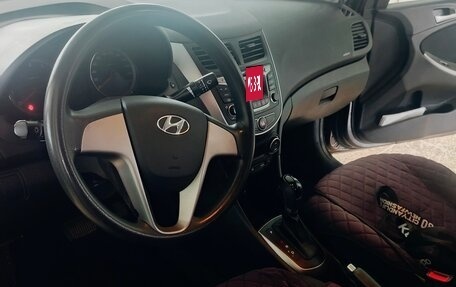 Hyundai Solaris II рестайлинг, 2016 год, 1 100 000 рублей, 13 фотография