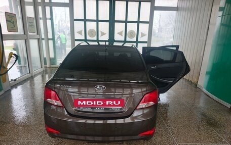 Hyundai Solaris II рестайлинг, 2016 год, 1 100 000 рублей, 4 фотография