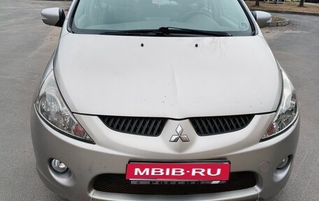 Mitsubishi Grandis, 2008 год, 950 000 рублей, 1 фотография