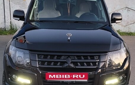 Mitsubishi Pajero IV, 2020 год, 3 800 000 рублей, 17 фотография