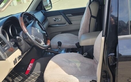 Mitsubishi Pajero IV, 2020 год, 3 800 000 рублей, 22 фотография