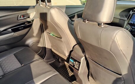 Toyota Harrier, 2019 год, 2 650 000 рублей, 11 фотография