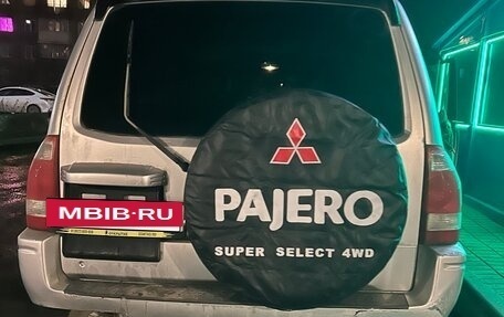 Mitsubishi Pajero III рестайлинг, 2004 год, 990 000 рублей, 3 фотография