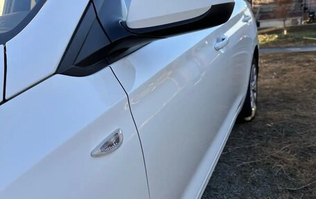 Hyundai Solaris II рестайлинг, 2017 год, 1 090 000 рублей, 2 фотография