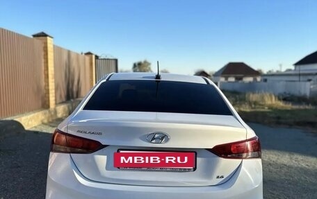 Hyundai Solaris II рестайлинг, 2017 год, 1 090 000 рублей, 9 фотография