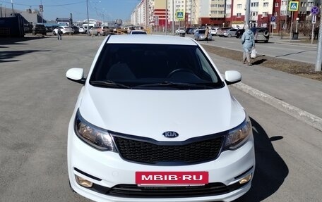 KIA Rio III рестайлинг, 2017 год, 950 000 рублей, 2 фотография