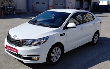 KIA Rio III рестайлинг, 2017 год, 950 000 рублей, 10 фотография