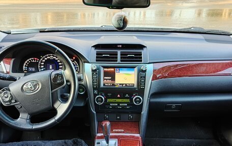 Toyota Camry, 2013 год, 2 300 000 рублей, 12 фотография