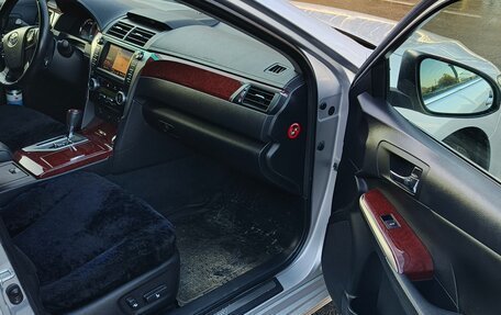 Toyota Camry, 2013 год, 2 300 000 рублей, 13 фотография