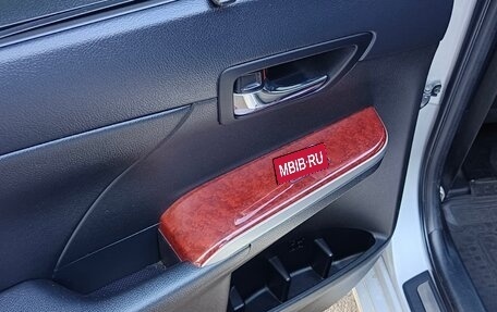 Toyota Camry, 2013 год, 2 300 000 рублей, 9 фотография