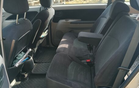 Mitsubishi Grandis, 2008 год, 950 000 рублей, 14 фотография