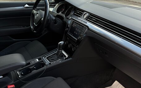 Volkswagen Passat B8 рестайлинг, 2017 год, 2 200 000 рублей, 10 фотография