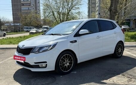 KIA Rio III рестайлинг, 2015 год, 950 000 рублей, 4 фотография